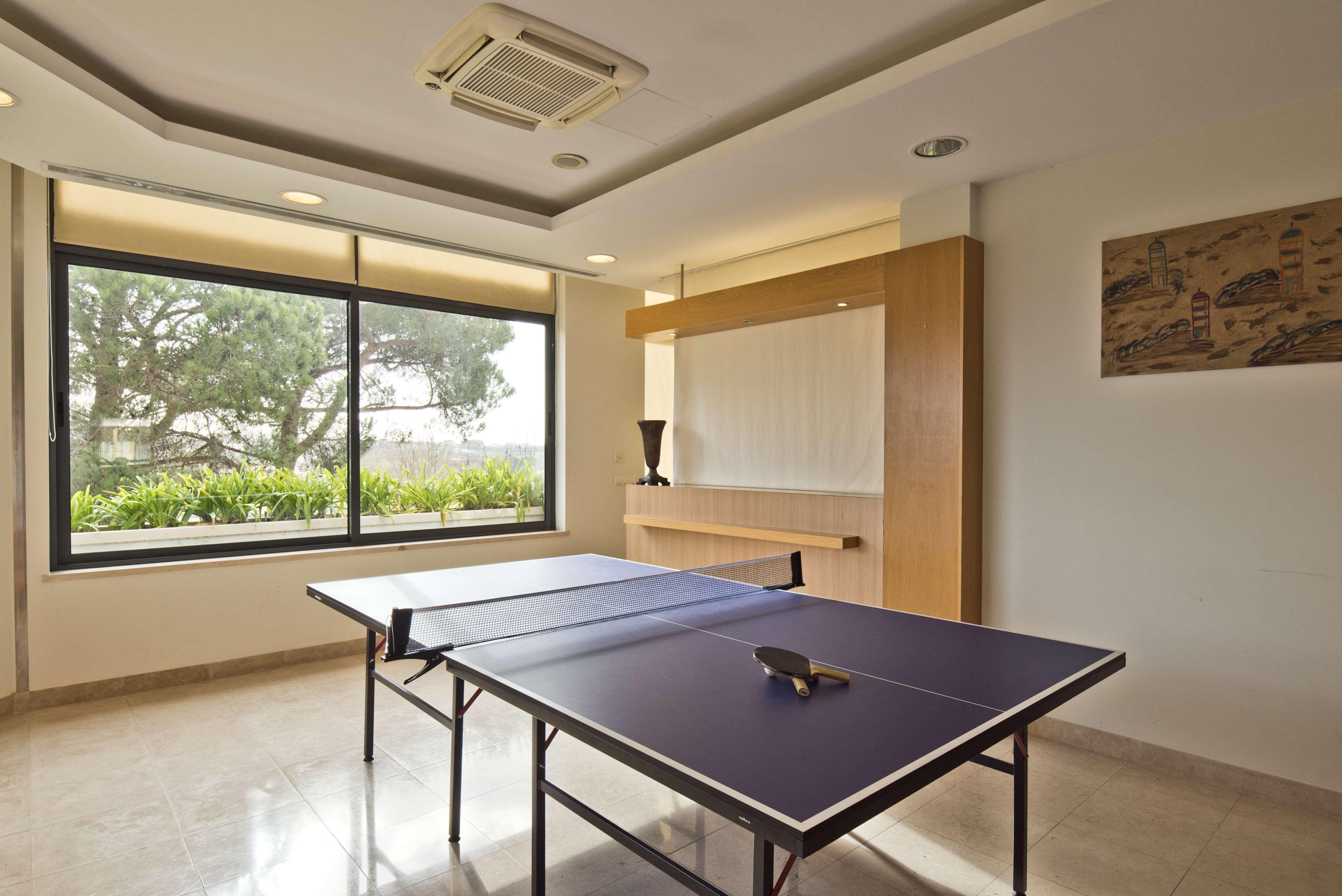 Lam Hotel Естарежа Екстериор снимка
